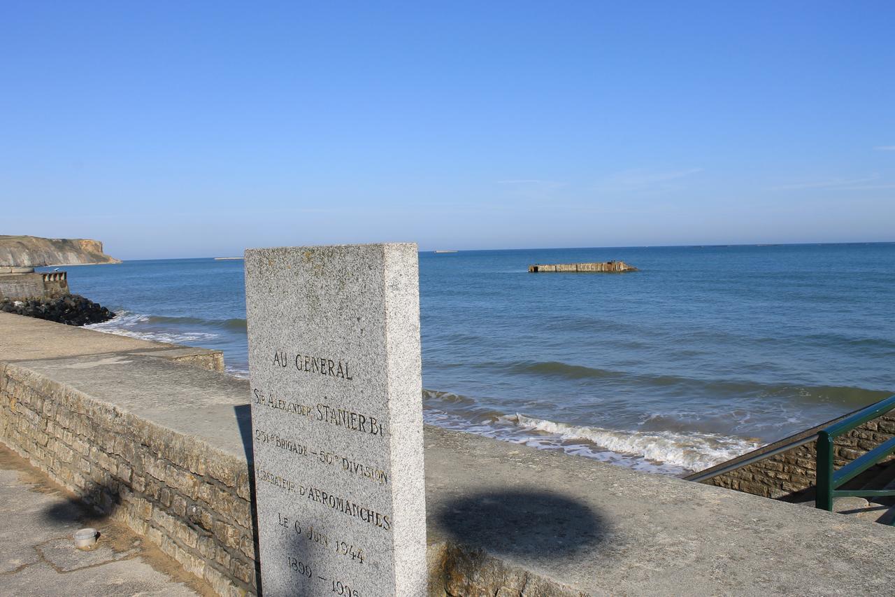 Arroplace Arromanches-les-Bains Exterior foto